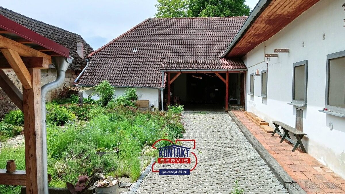 Chaty, Netolice, 384 11, 120 m²