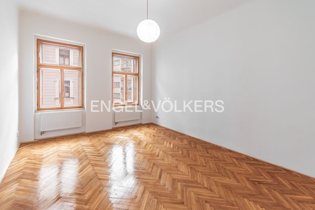 3+1, Františka Křížka, Praha, 110 m²