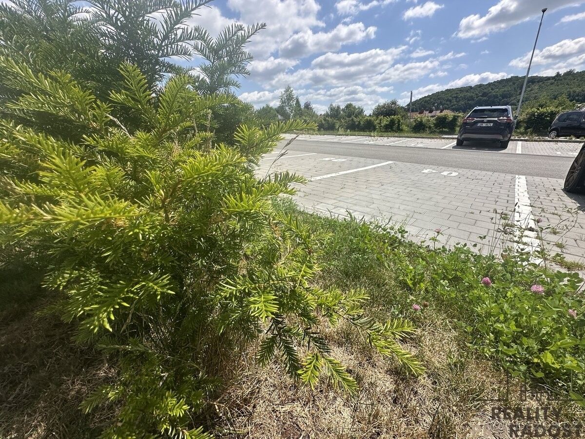 Garáže, Boskovice, 680 01