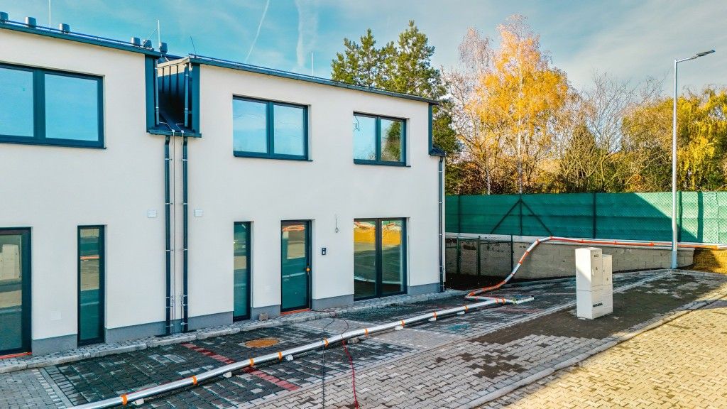 Rodinné domy, Polní, Kobylnice, 137 m²