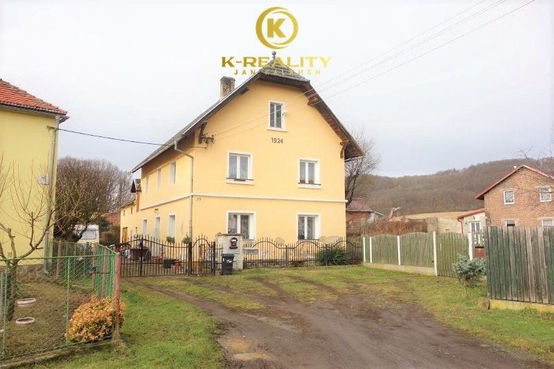 Rodinné domy, Chvalov, Stebno, 200 m²