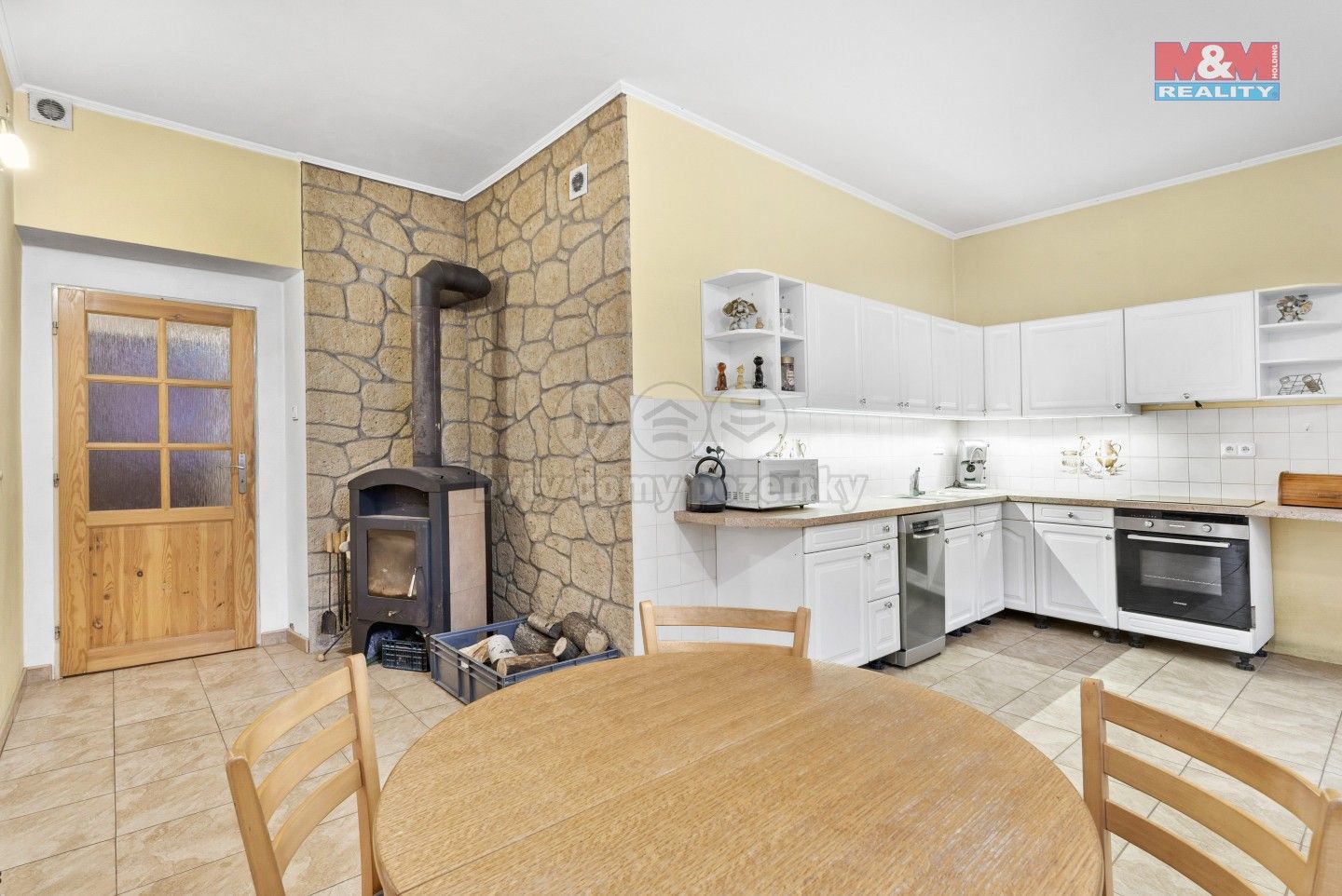 Činžovní domy, Kerhartice, Česká Kamenice, 1 028 m²