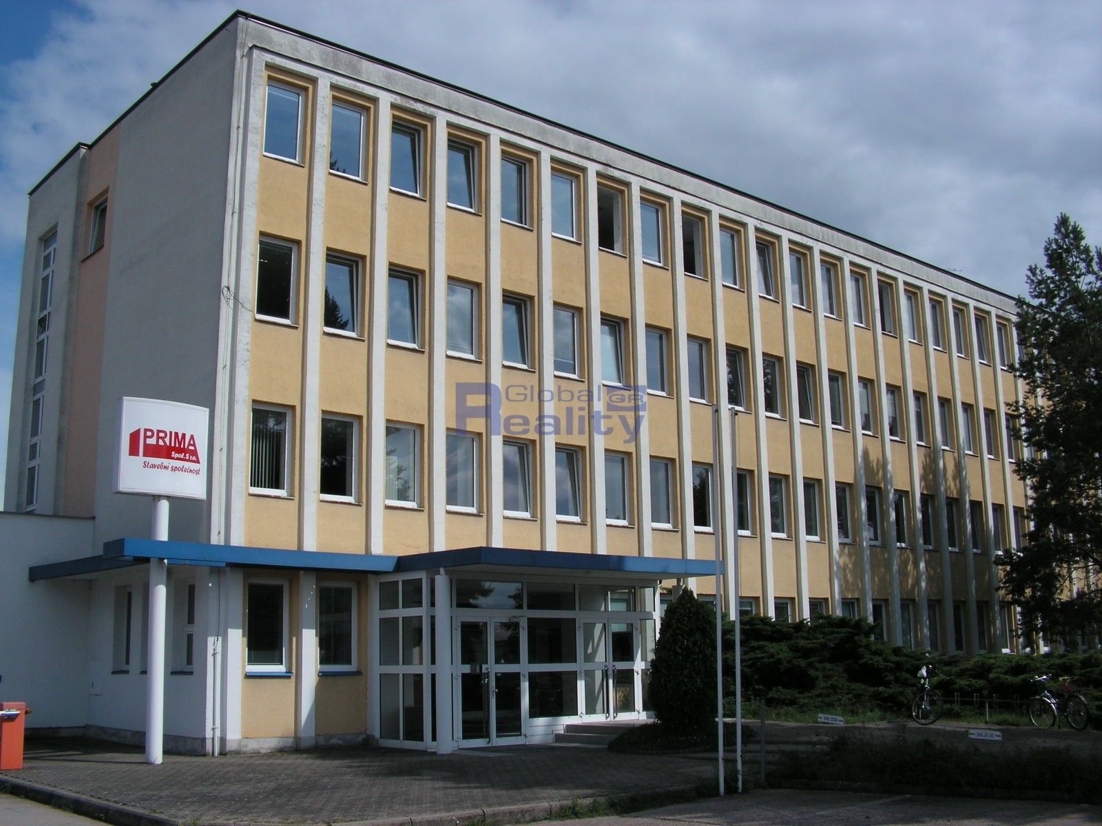 Kanceláře, Bratří Štefanů, Hradec Králové, 364 m²