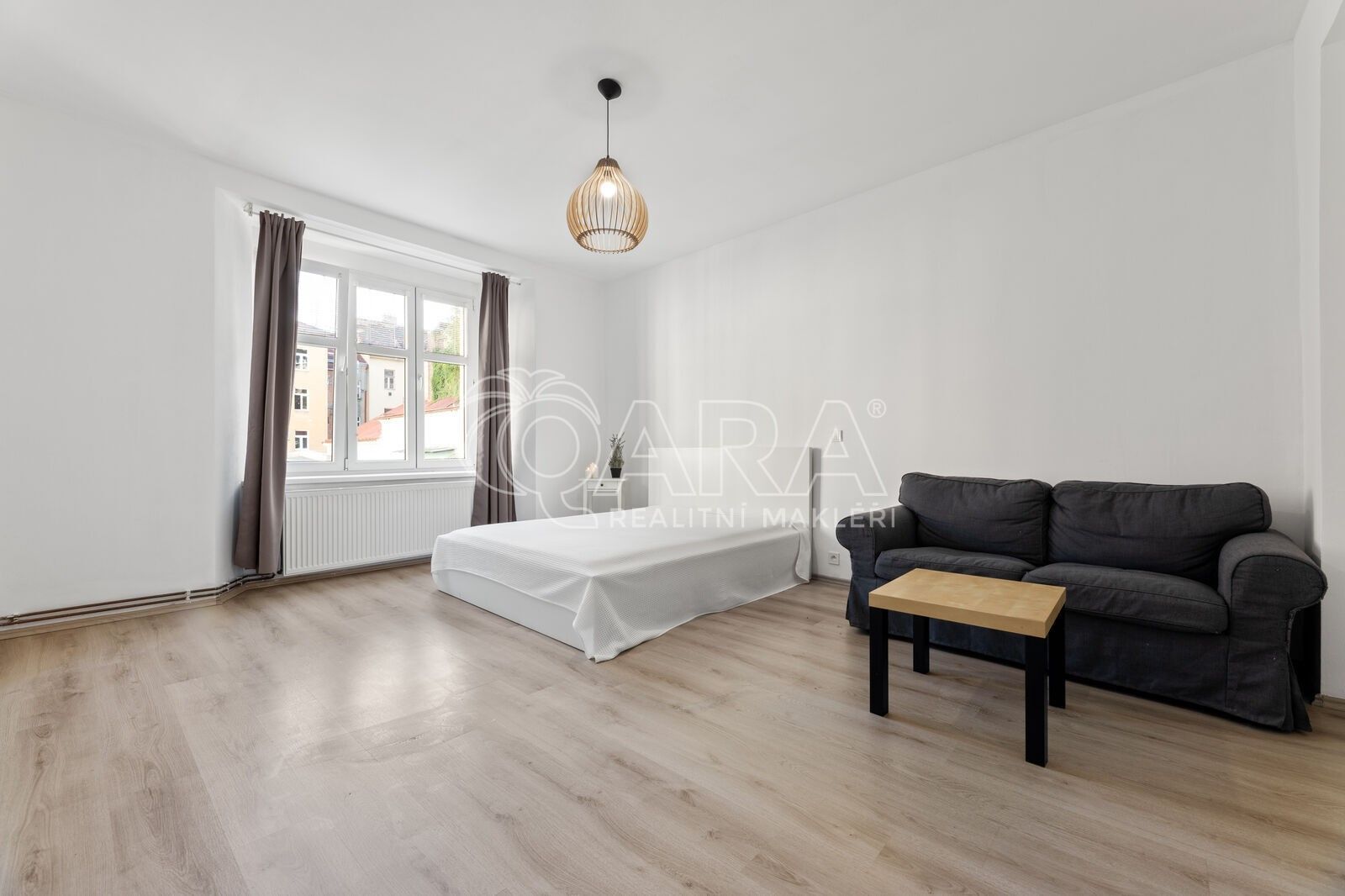 Prodej byt 1+1 - Přístavní, Praha, 34 m²