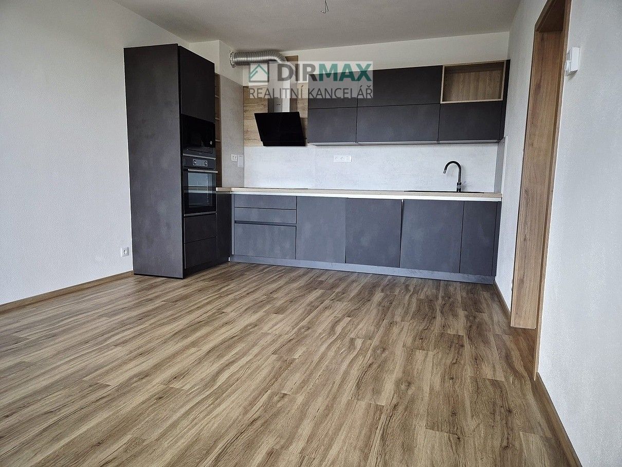 2+kk, Nad Dvorem, Plzeň, 45 m²