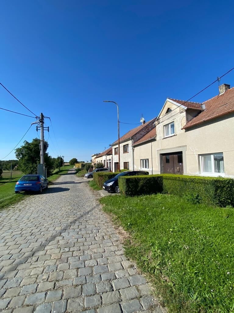 Prodej rodinný dům - Ivaň, 150 m²