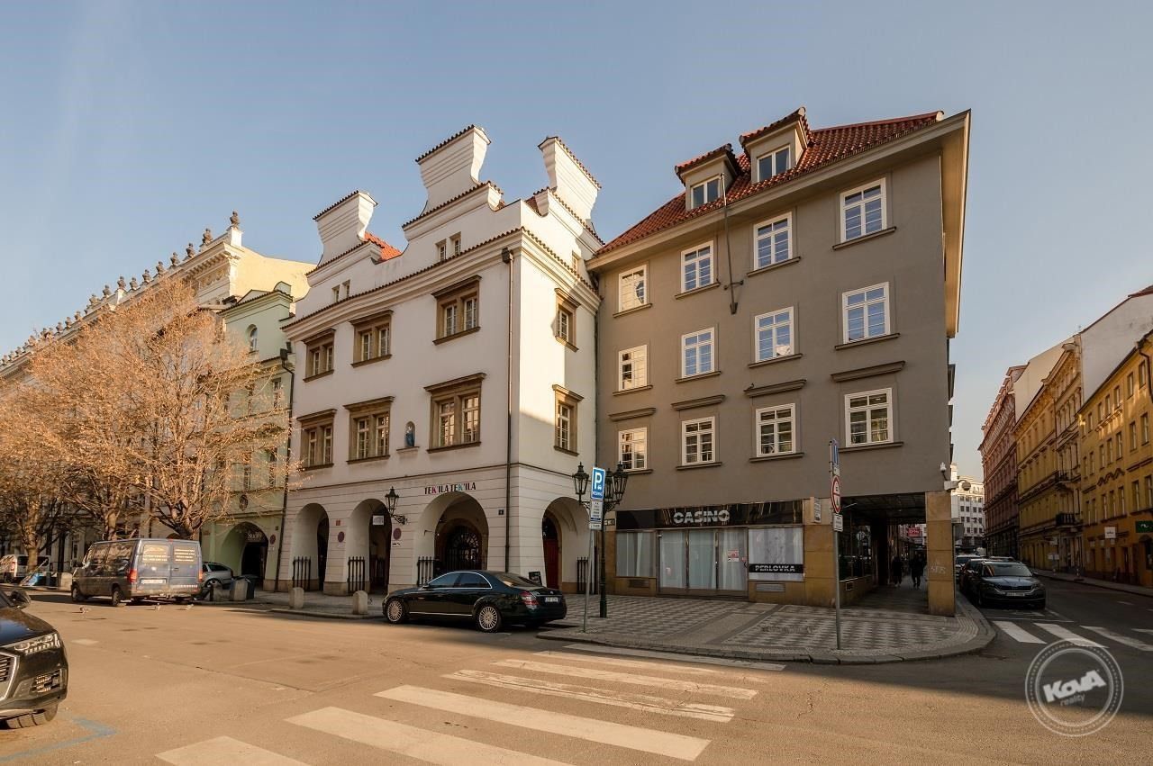 Pronájem kancelář - Rytířská, Praha, 109 m²