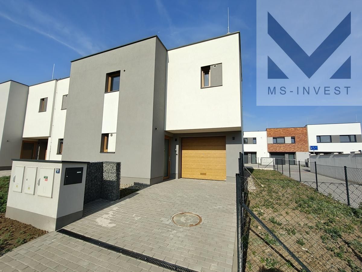 Rodinné domy, Trabantská, Praha, 160 m²