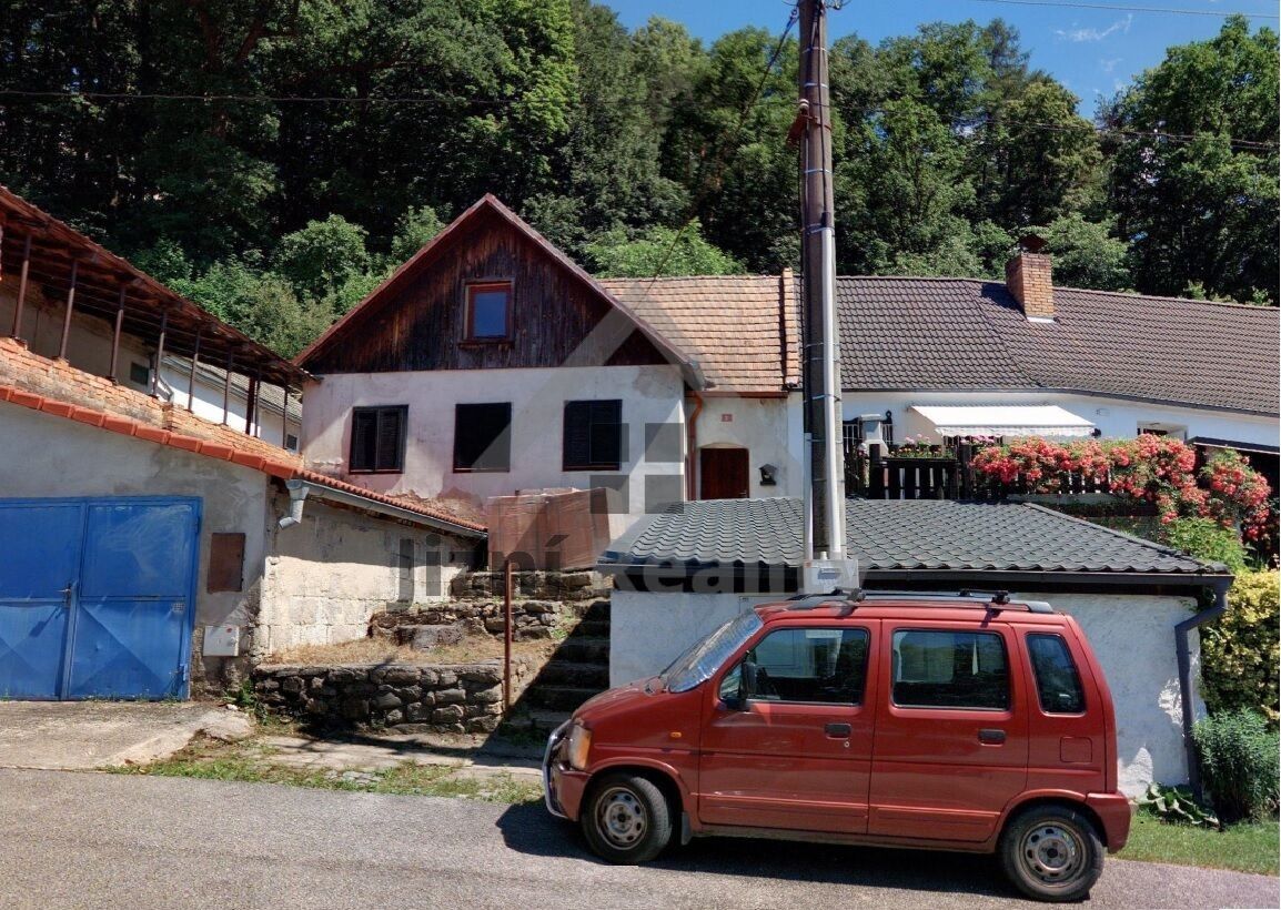 Rodinné domy, Údolí, Nové Hrady, 140 m²