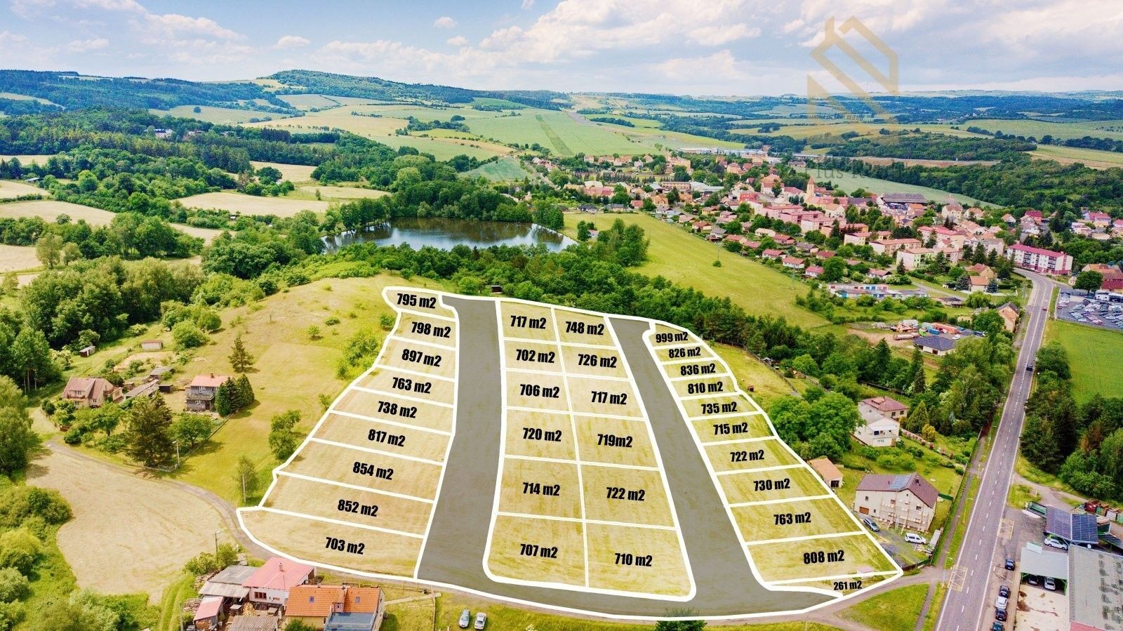 Pozemky pro bydlení, Lubenec, 715 m²