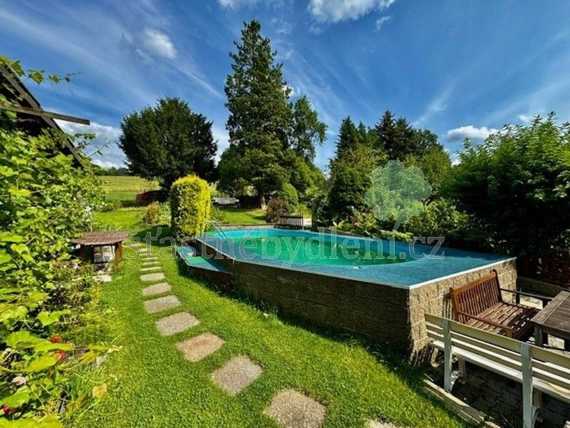 Rodinné domy, Mikulášovice, 407 79