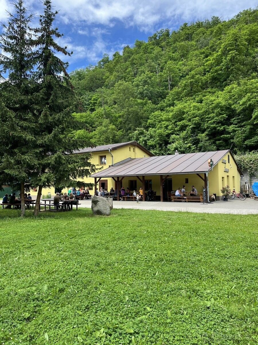 Restaurace, Jílové u Prahy, 254 01, 600 m²