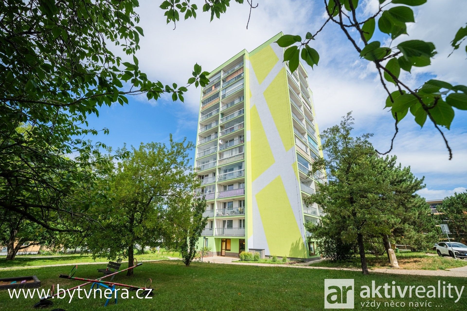 Prodej byt 3+1 - Na Skalkách, Neratovice, 79 m²