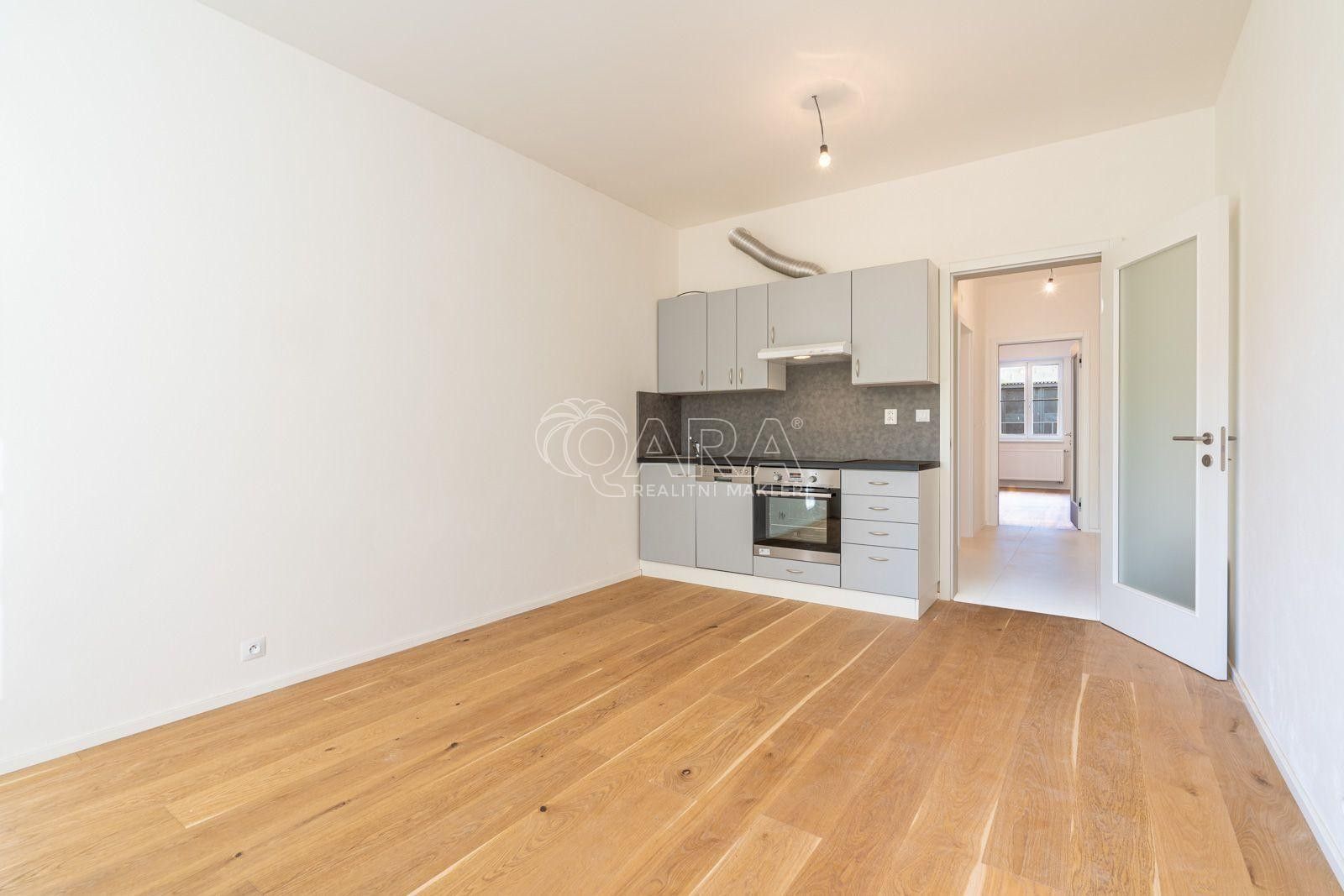 2+kk, Soběslavská, Praha, 45 m²