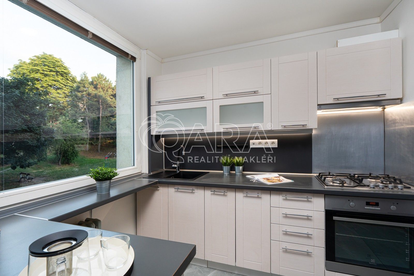 4+1, Na hájku, Praha, 75 m²