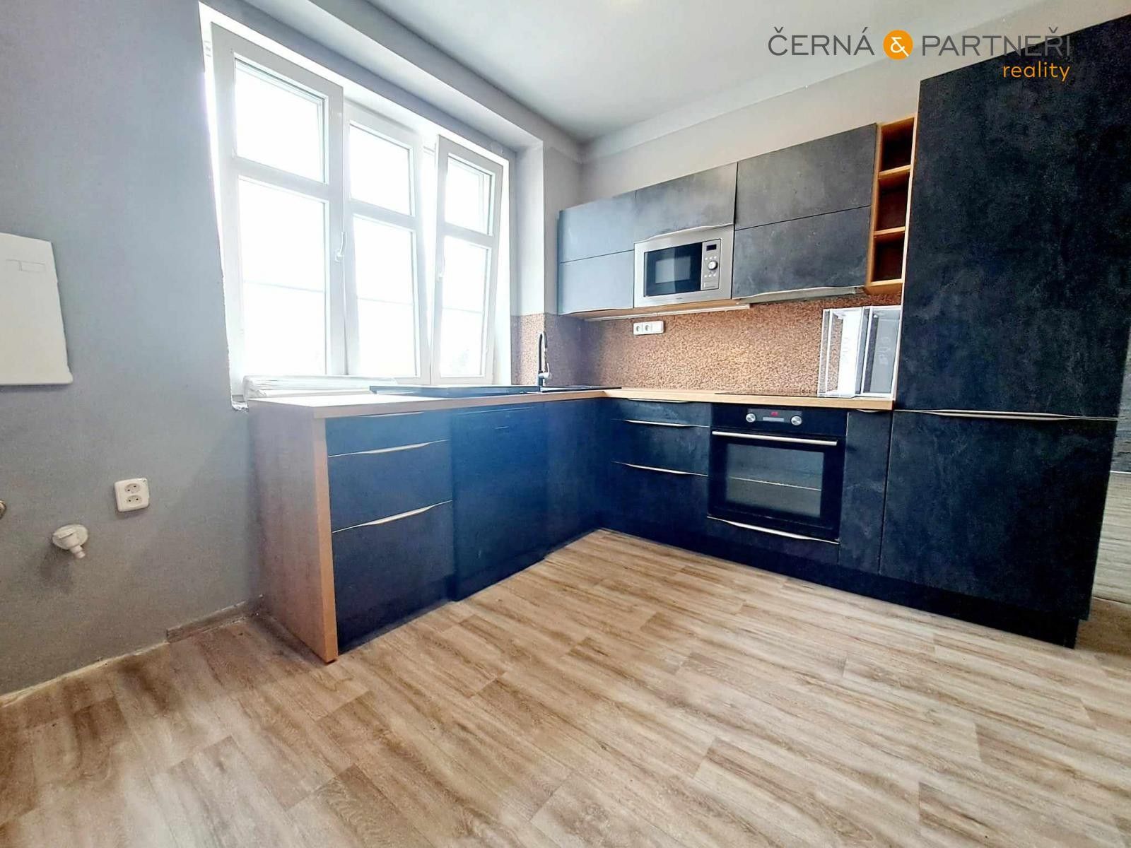 Prodej byt 1+1 - U Vlastního krbu, Teplice, 43 m²