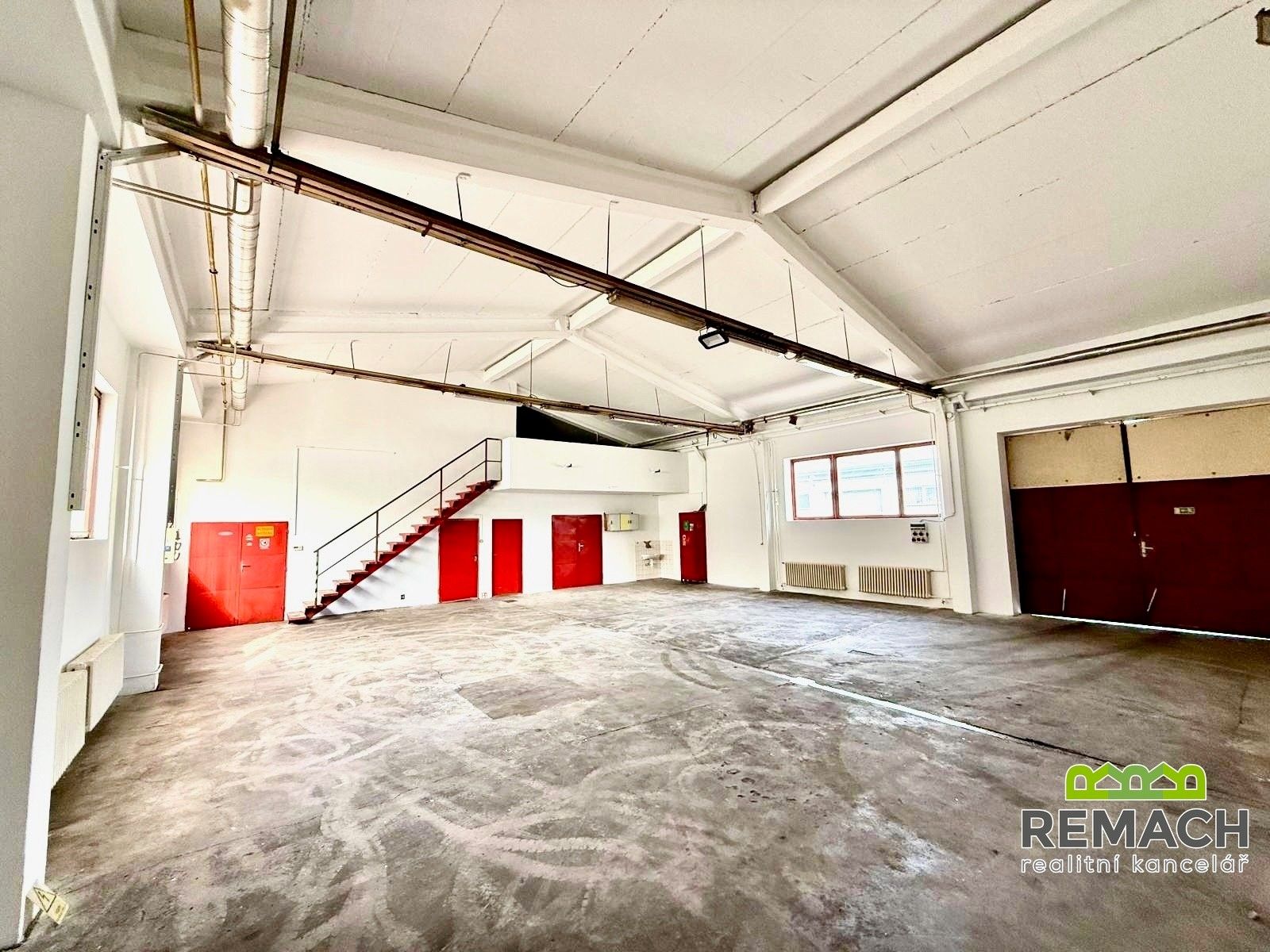 Pronájem sklad - Nádražní, Bojkovice, 450 m²