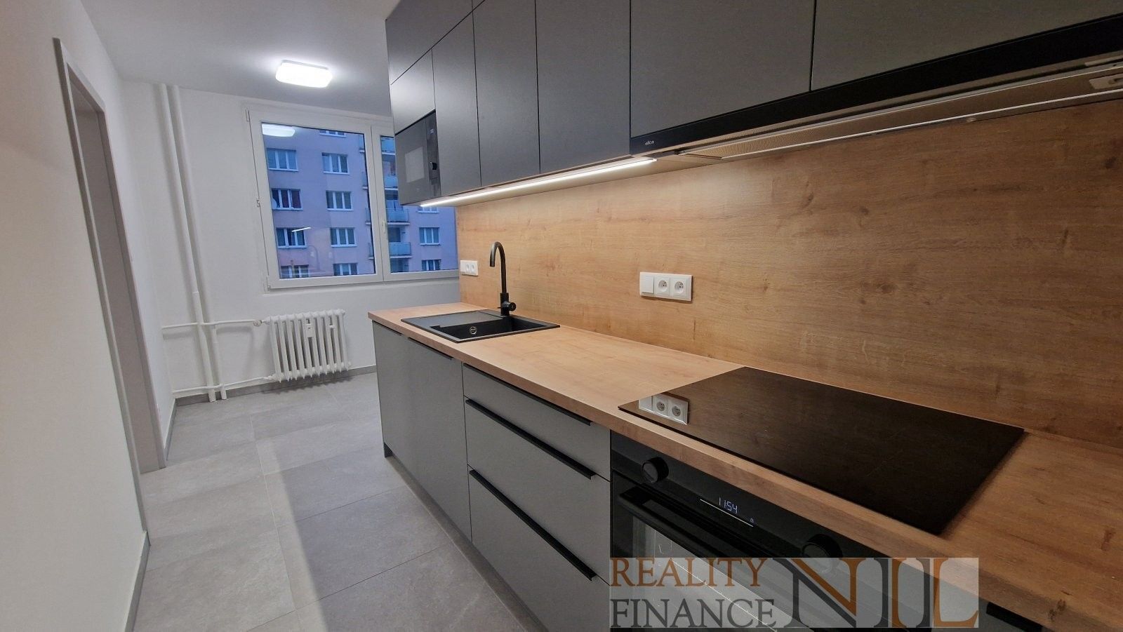 4+1, Dlouhá, Plzeň, 80 m²