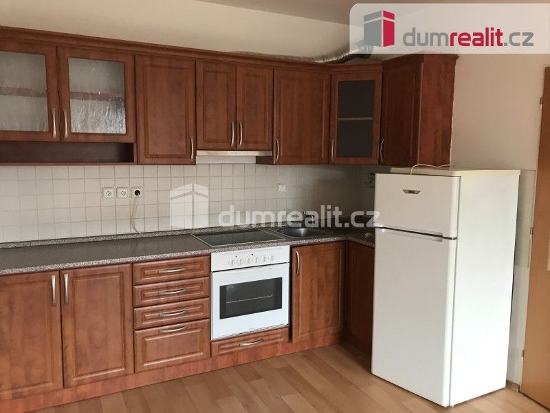 Pronájem byt 2+kk - Ve slatinách, Praha, 45 m²