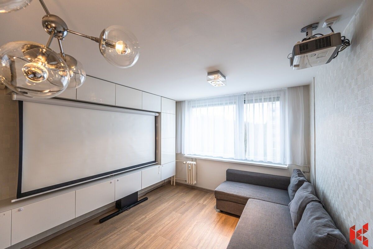 3+kk, Petýrkova, Praha, 66 m²