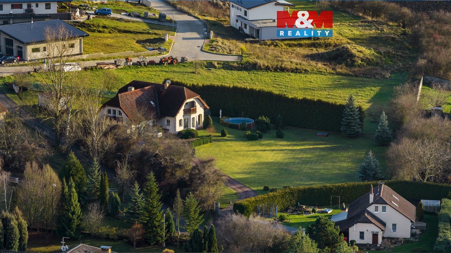 Rodinné domy, Přerov nad Labem, 248 m²