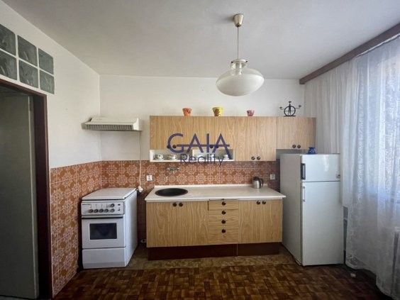 Prodej rodinný dům - Louka nad Veličkou, 696 76