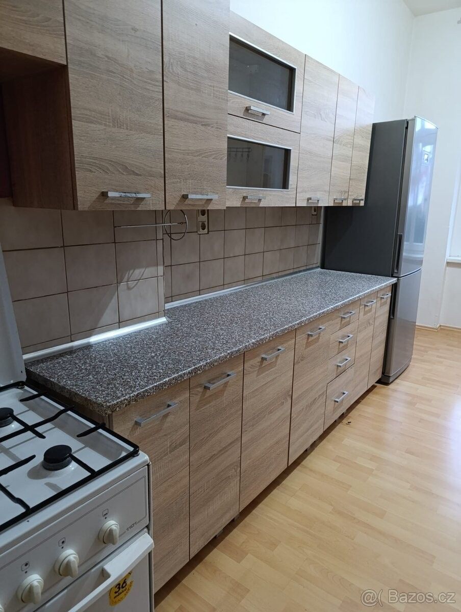 Byty, Karlovy Vary, 360 05