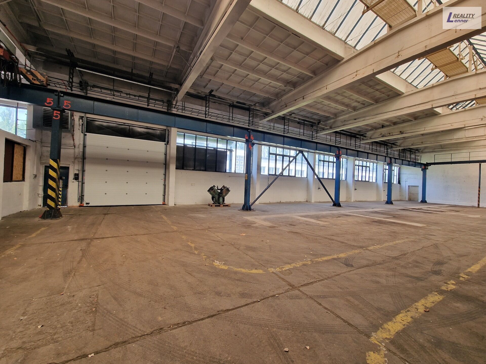 Sklady, Obecnická, Příbram, 371 m²