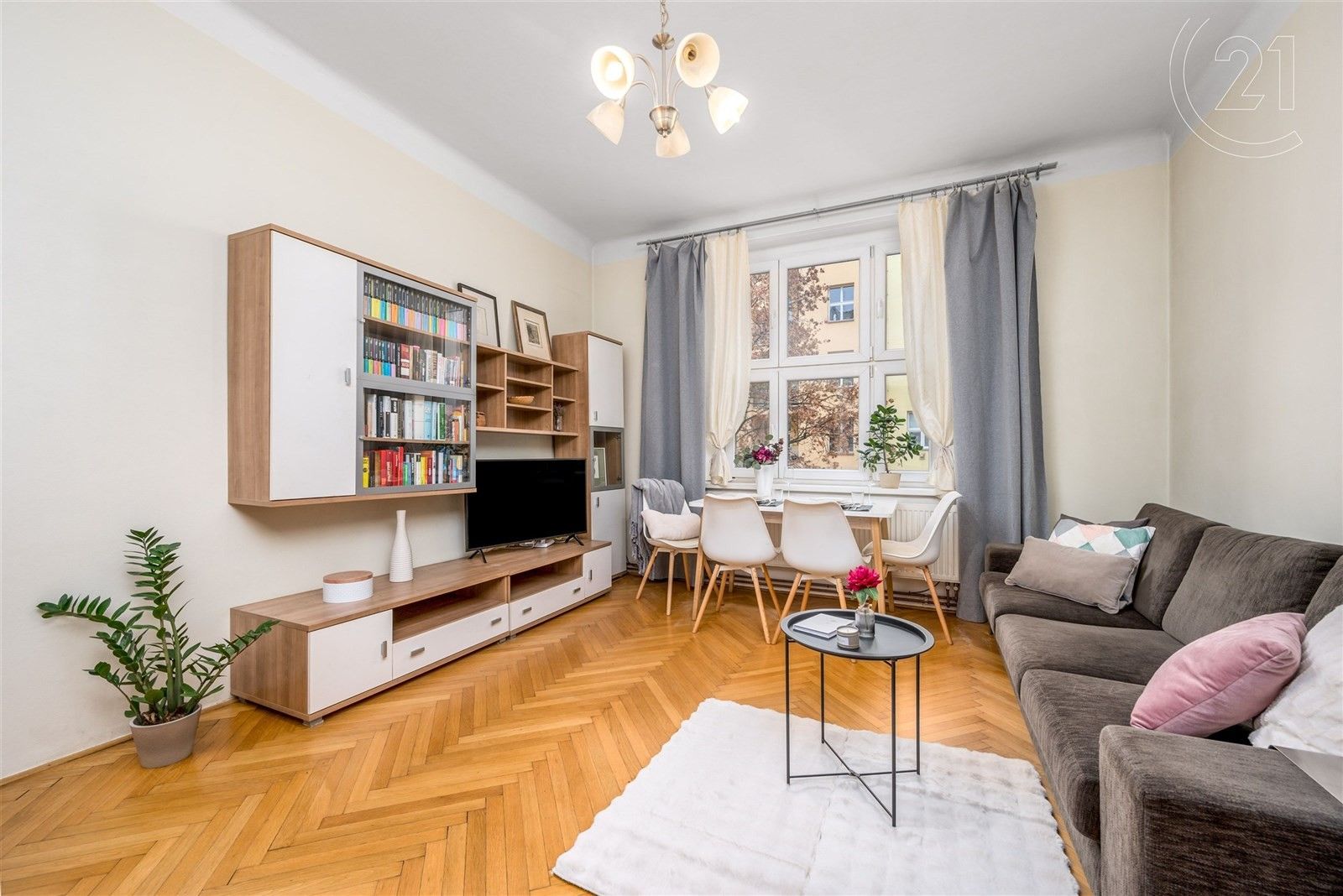 2+kk, Žerotínova, Praha, 50 m²