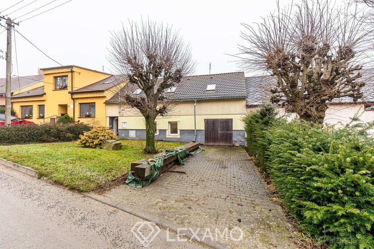 Rodinné domy, Lesonice, 675 44