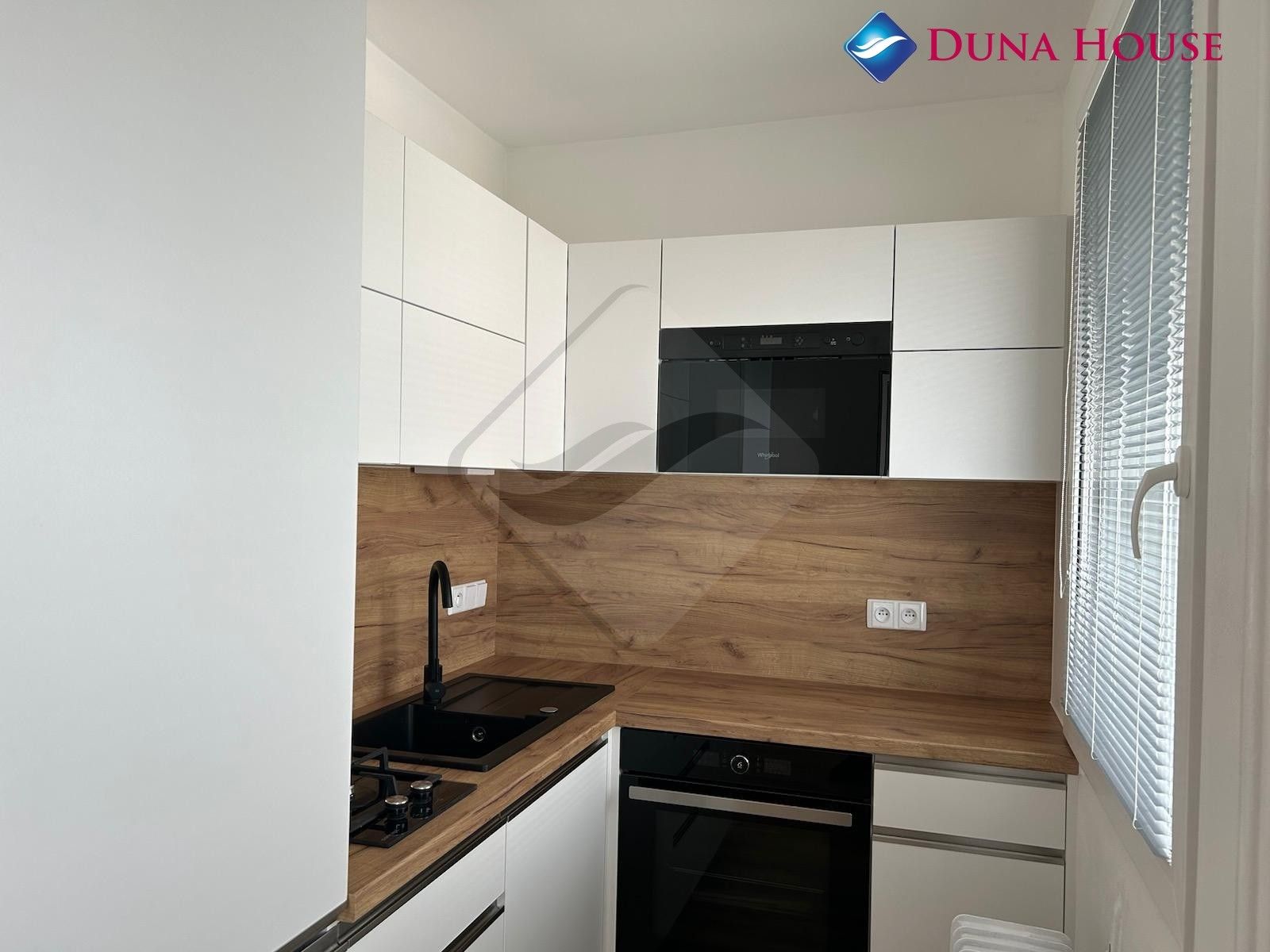 Pronájem byt 1+kk - Na úlehli, Praha, 32 m²