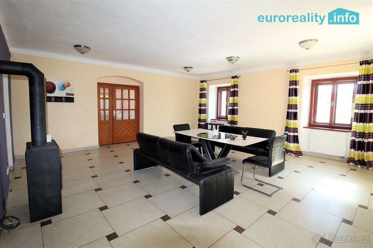 Prodej restaurace - Polevsko, 471 16