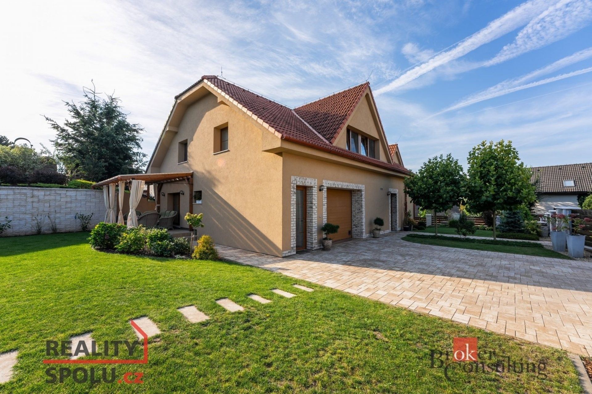 Prodej rodinný dům - Libčany, 277 m²