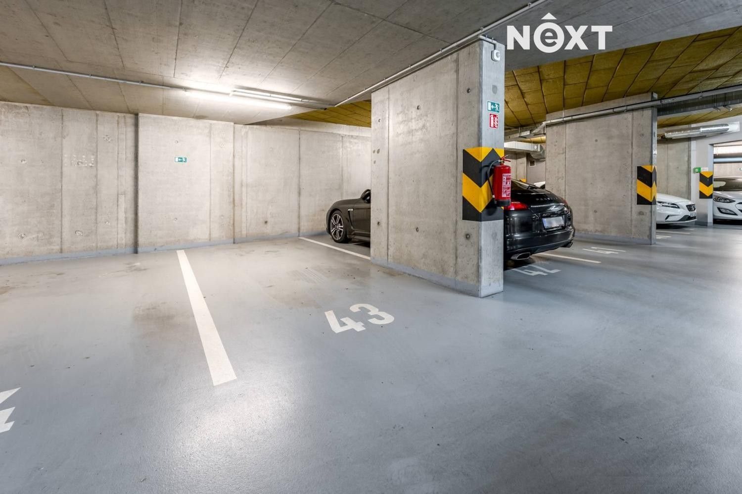 Ostatní, K Vystrkovu, Praha, 13 m²