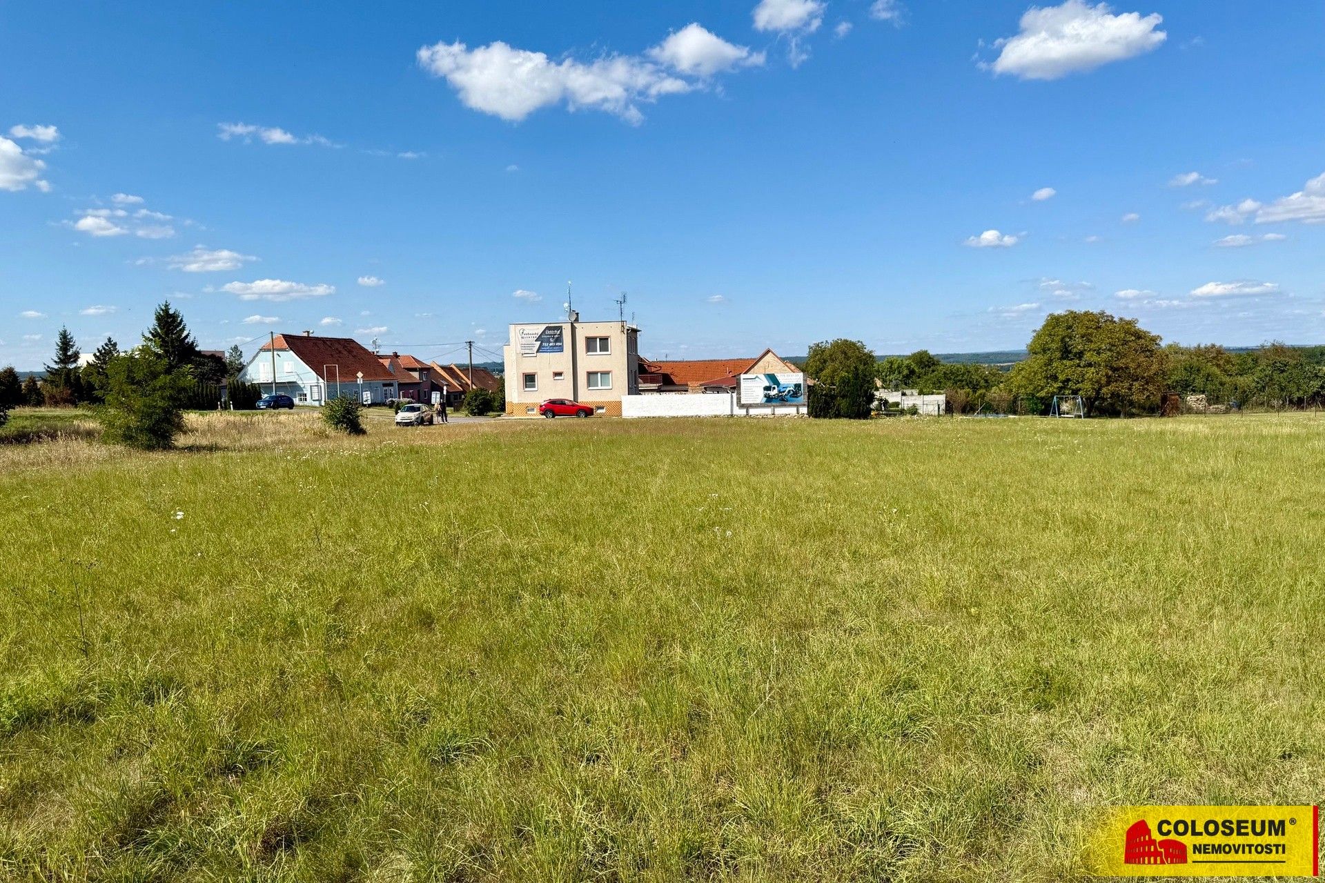 Prodej komerční pozemek - Znojmo