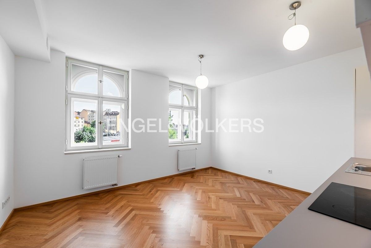 2+kk, Seifertova, Praha, 41 m²