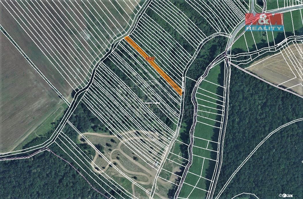 Louky, Březolupy, 687 13, 1 586 m²