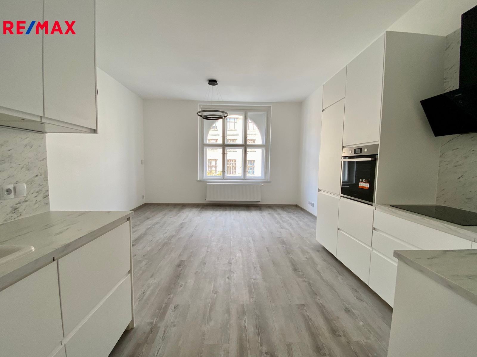 3+kk, Klimentská, Praha, 100 m²