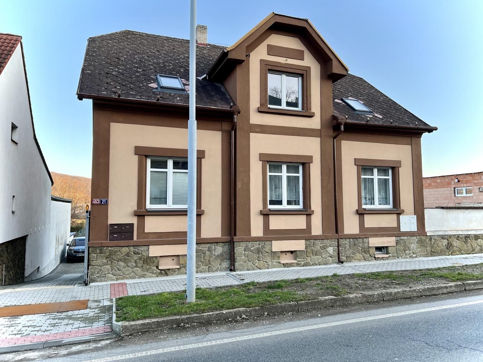 Prodej byt 2+1 - Komenského, Zdice, 53 m²