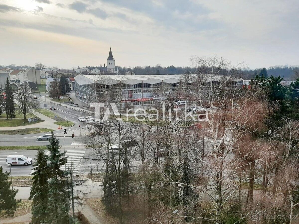 1+kk, Karviná, 735 06, 32 m²