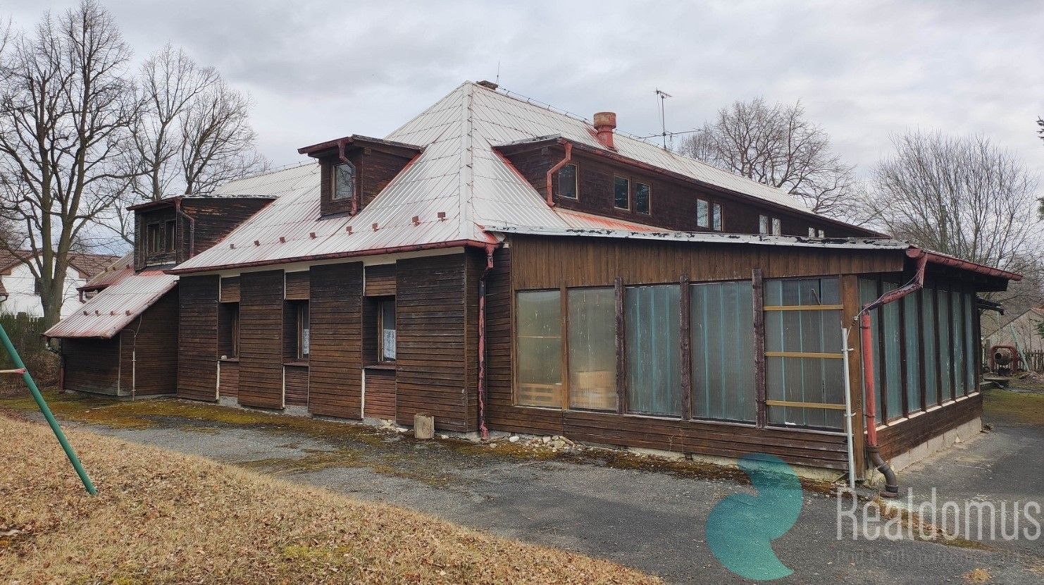 Ubytovací zařízení, Nesvačily, Rožmitál pod Třemšínem, 800 m²