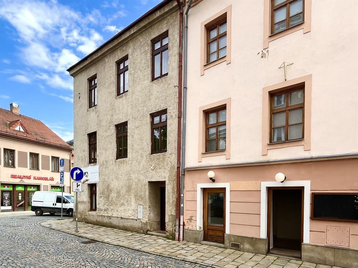 Pronájem obchodní prostory - Věžní, Jihlava, 19 m²