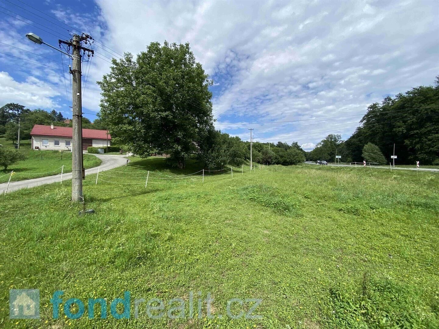 Prodej pozemek - Šarovy, 286 m²