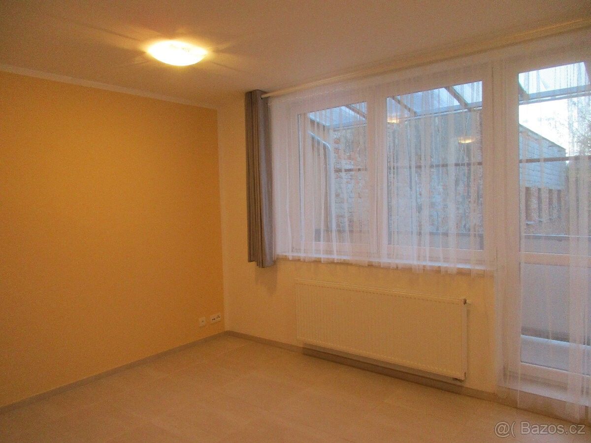 1+kk, Nový Jičín, 741 01, 38 m²