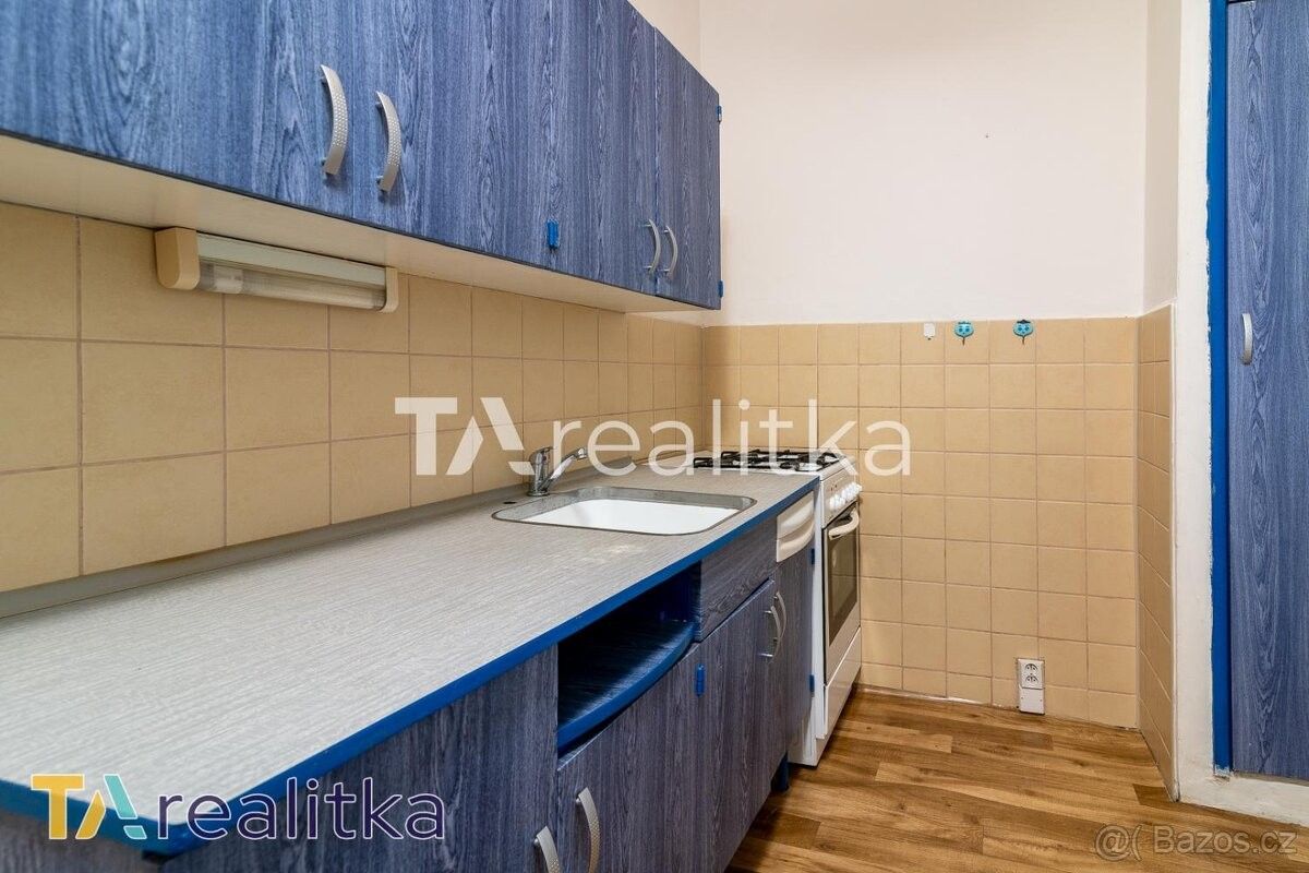 Prodej byt 1+1 - Orlová, 735 14, 36 m²