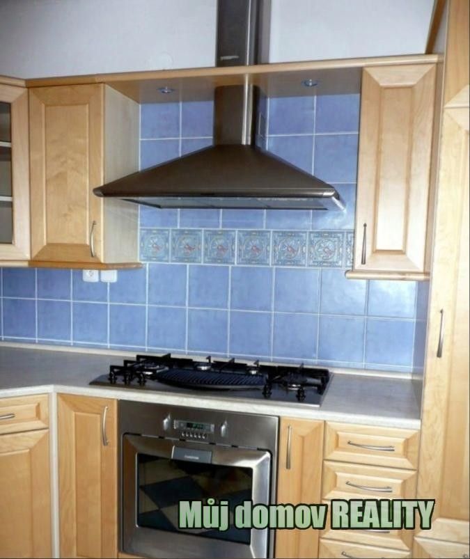 2+1, Vostrovská, Praha, 50 m²