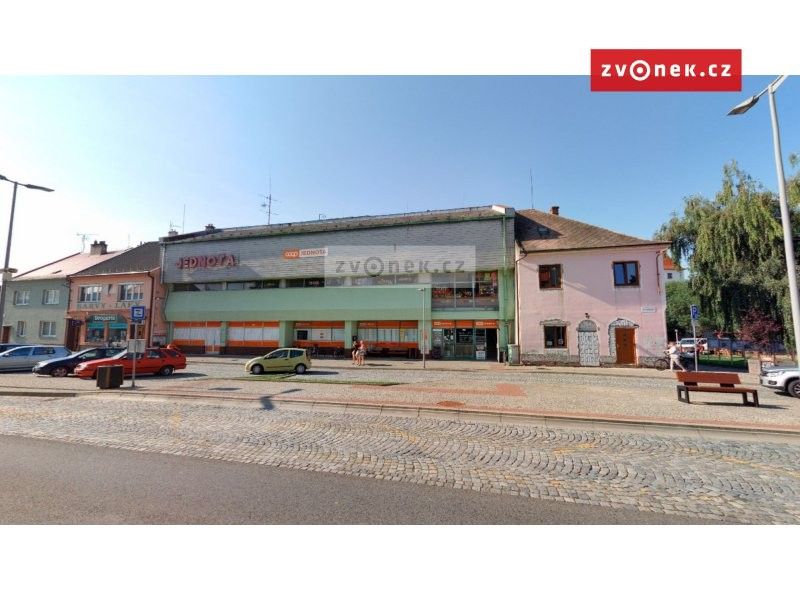 Kanceláře, Hluk, 365 m²