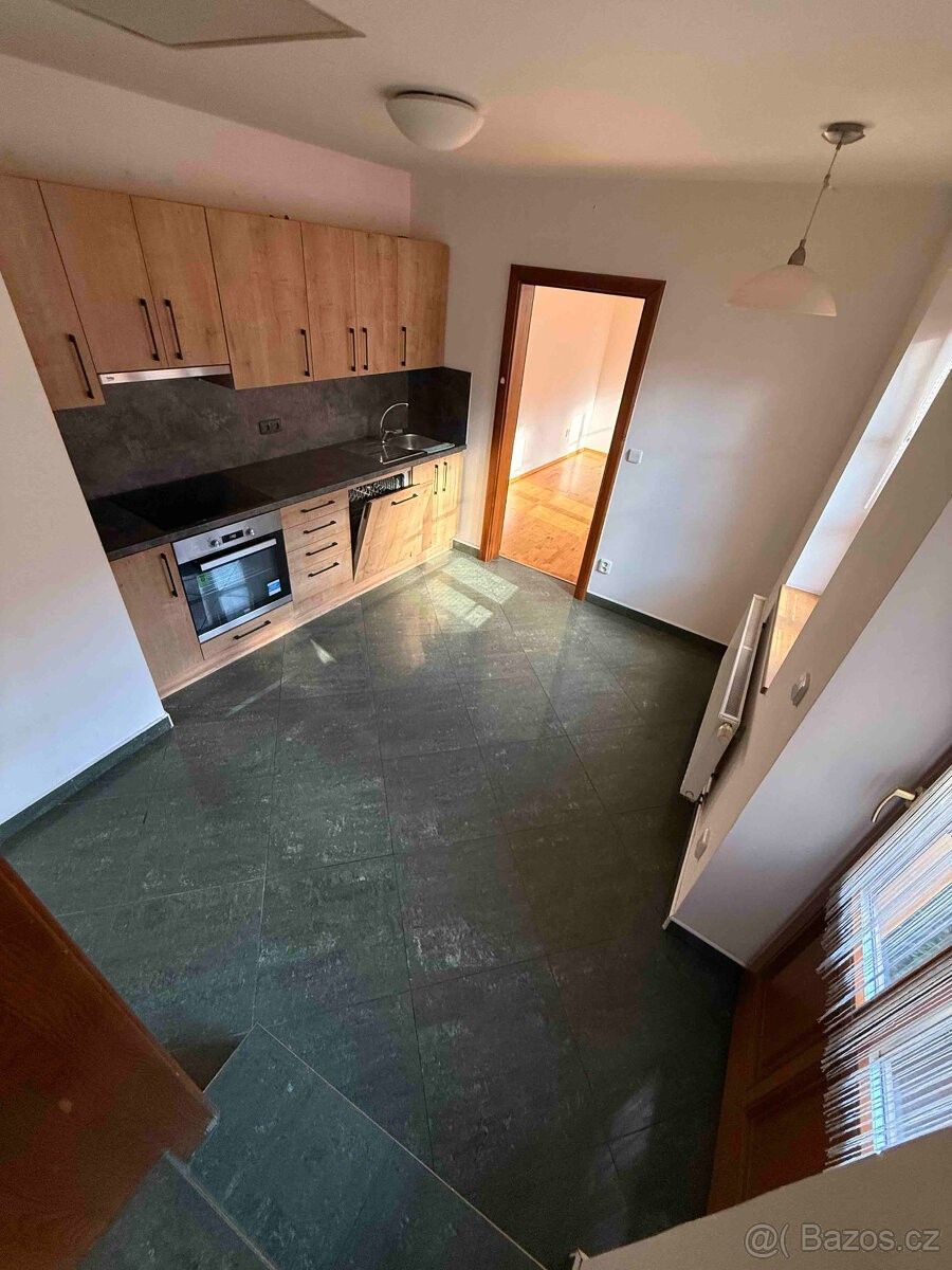 Byty, Olomouc, 779 00