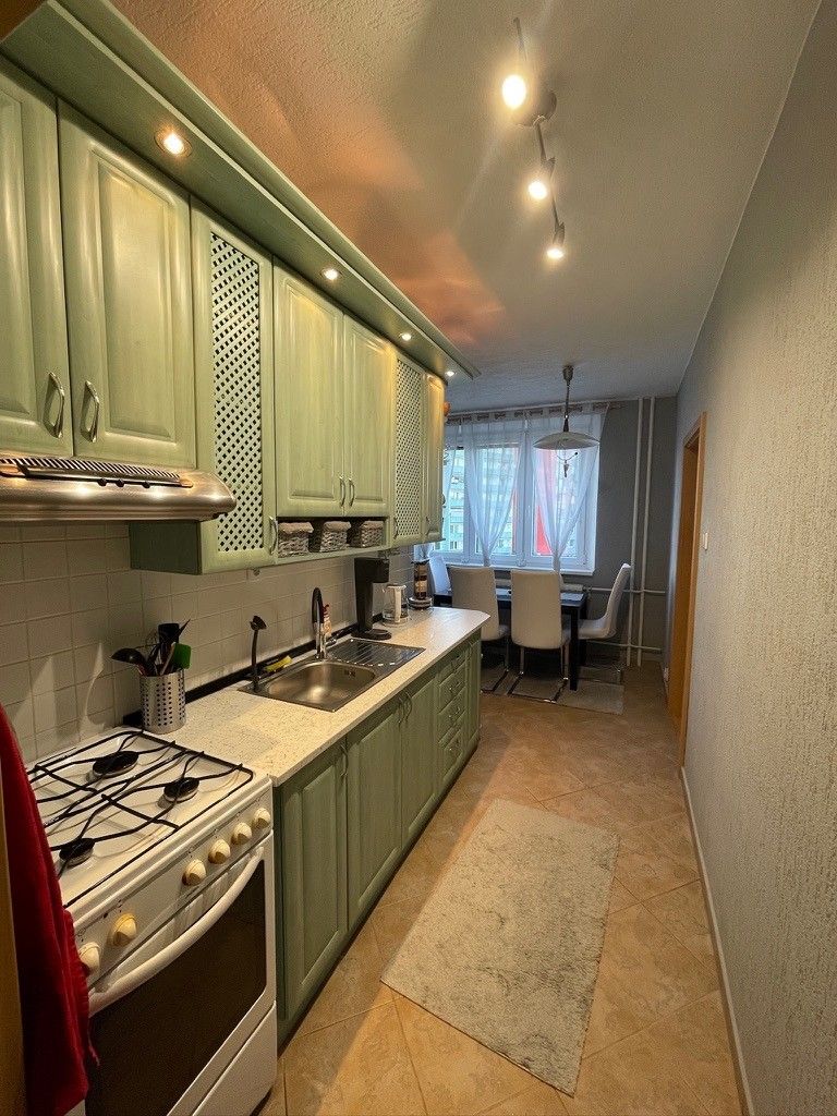 Prodej byt 3+1 - Bruntál, 792 01, 69 m²