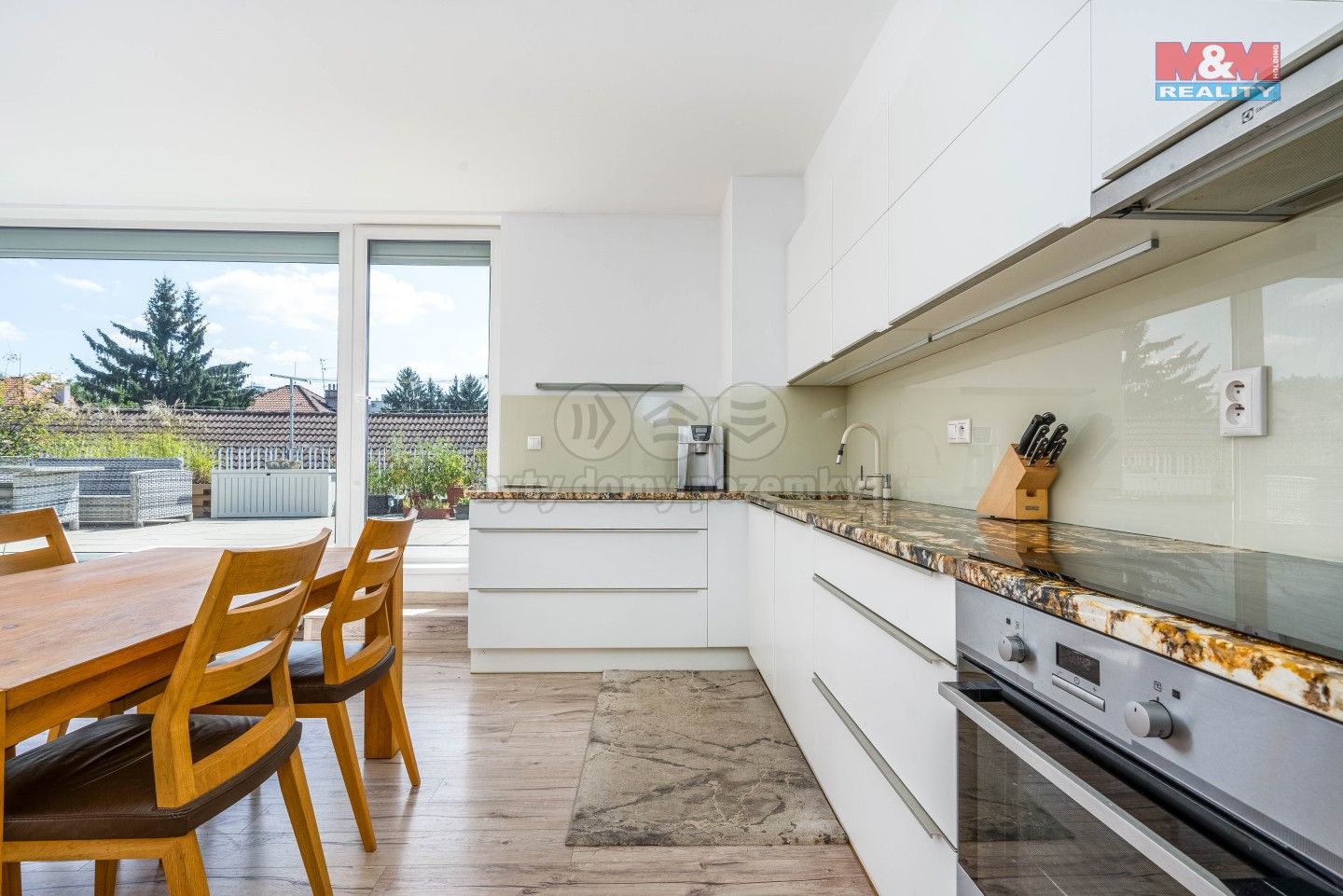 Prodej byt 4+kk - Novostrašnická, Praha, 99 m²